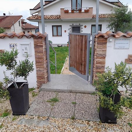 villa Mastro Oleario 5 dal mare 30 dai monti Torrevecchia Teatina Esterno foto
