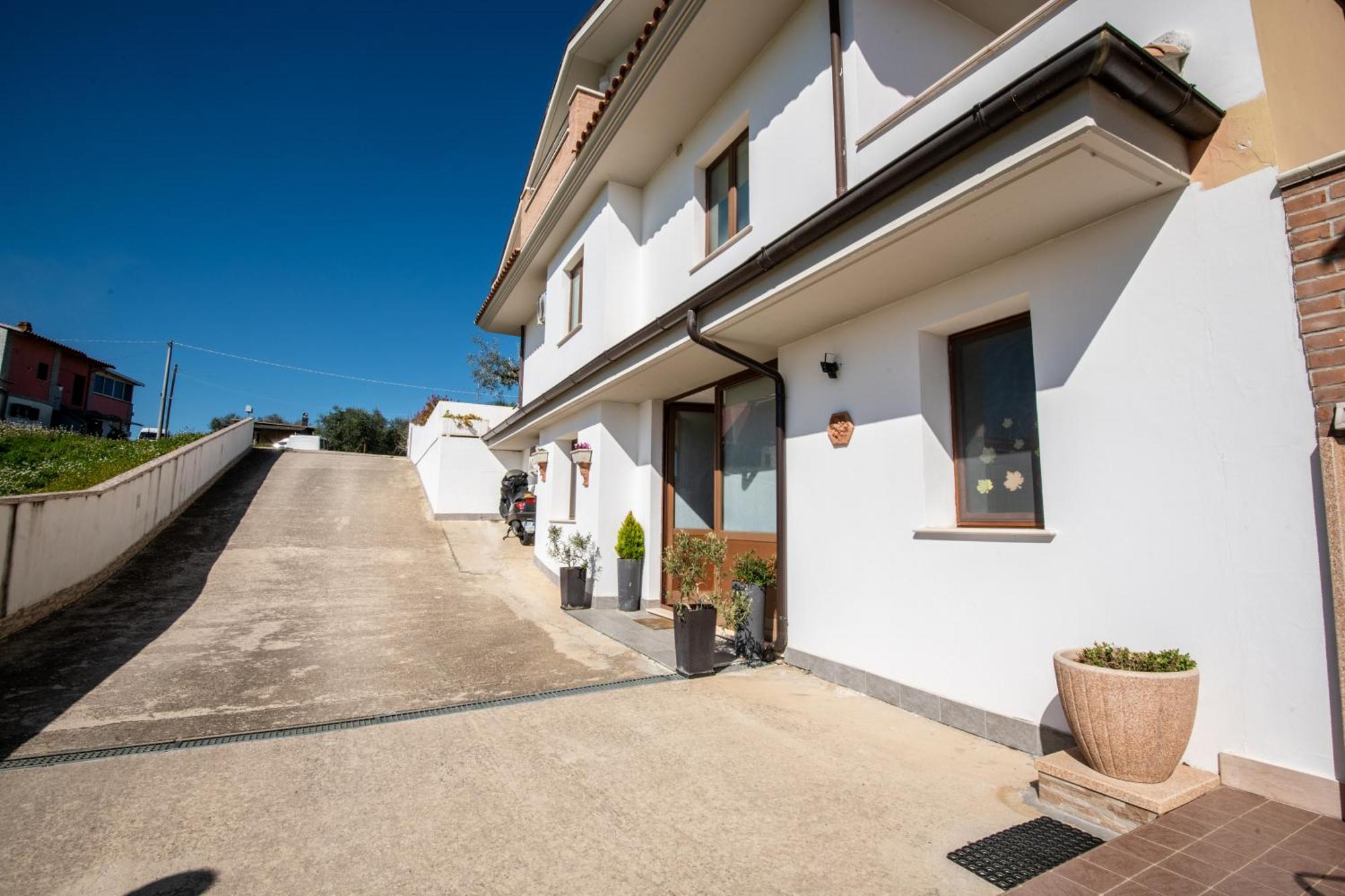 villa Mastro Oleario 5 dal mare 30 dai monti Torrevecchia Teatina Esterno foto
