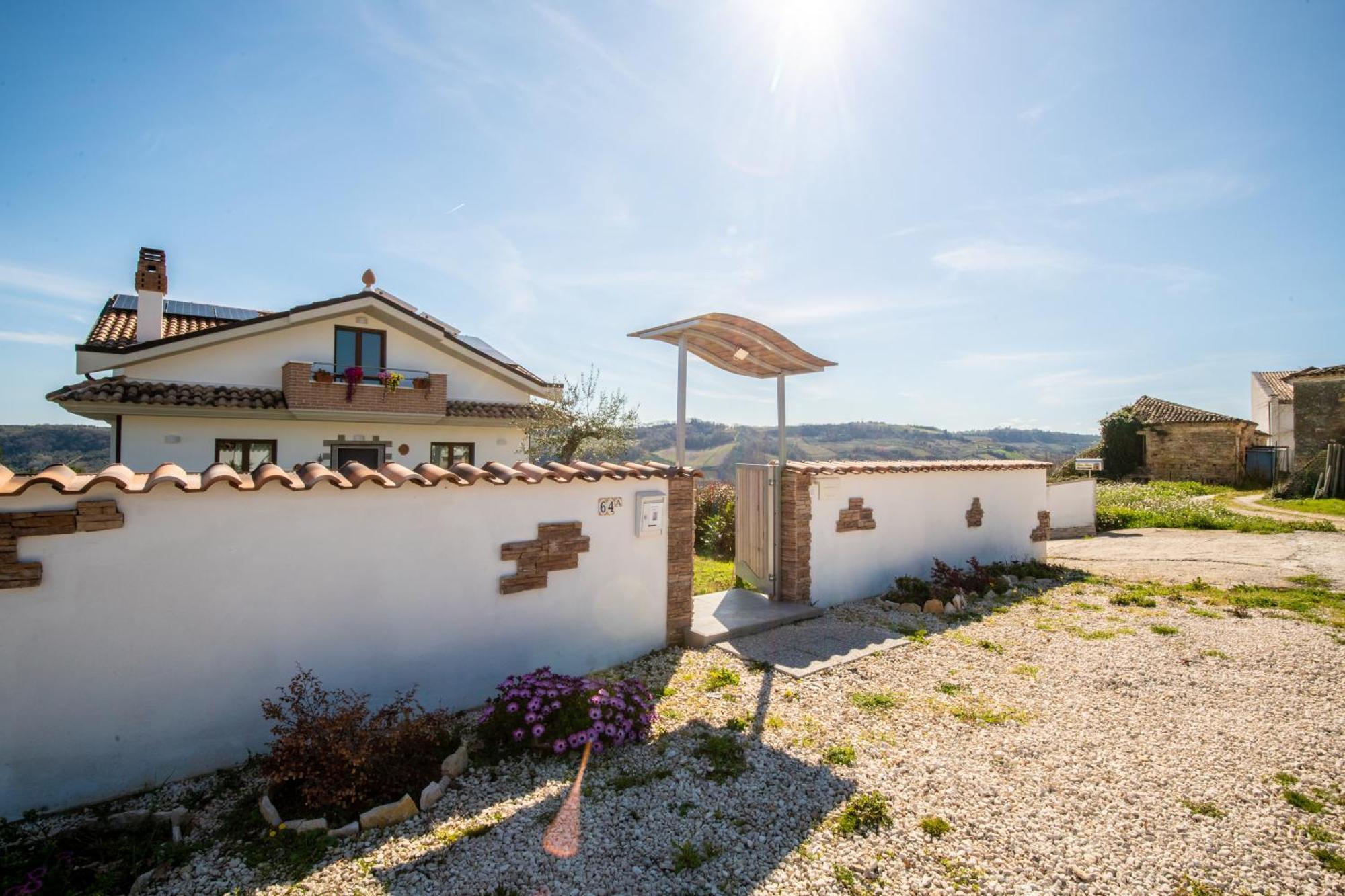 villa Mastro Oleario 5 dal mare 30 dai monti Torrevecchia Teatina Esterno foto
