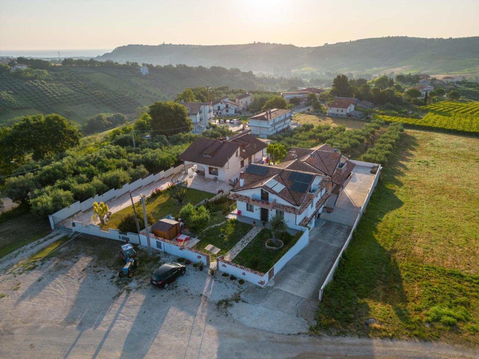 villa Mastro Oleario 5 dal mare 30 dai monti Torrevecchia Teatina Esterno foto